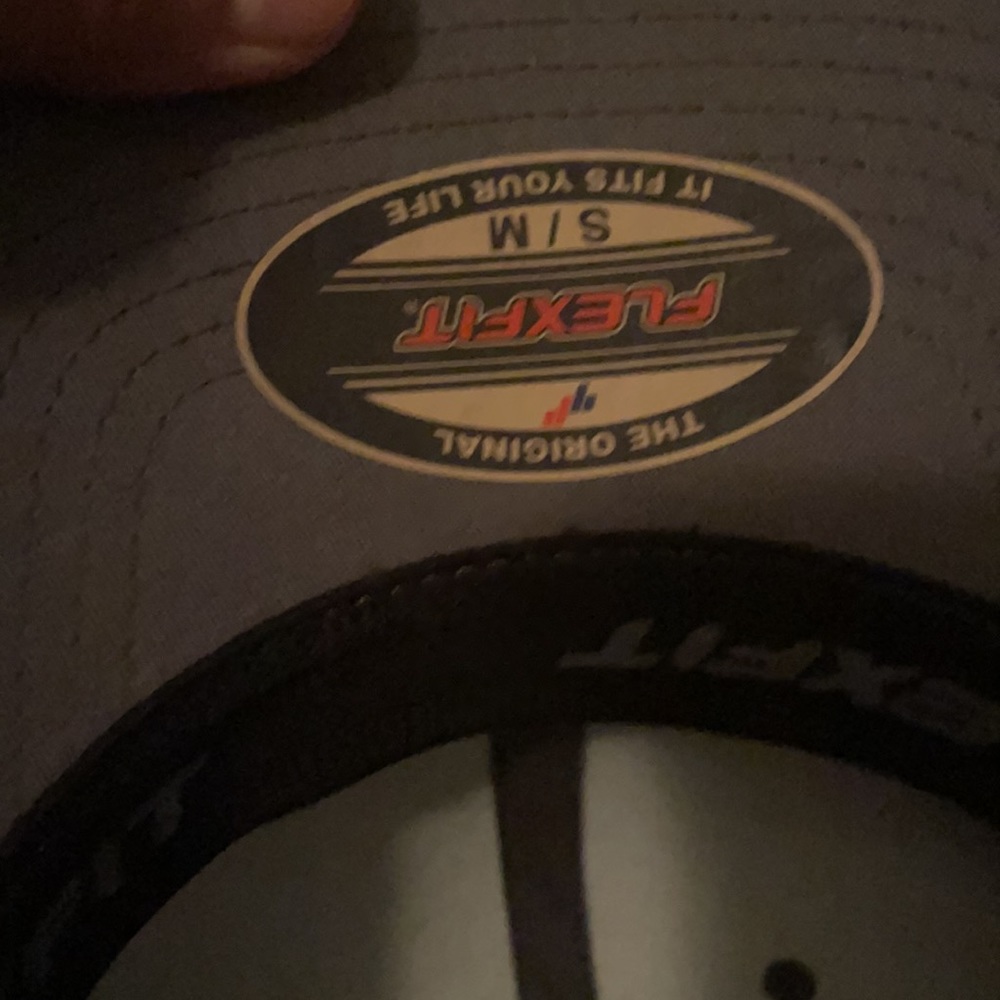 HURLEY grey hat - Picture 2 of 3